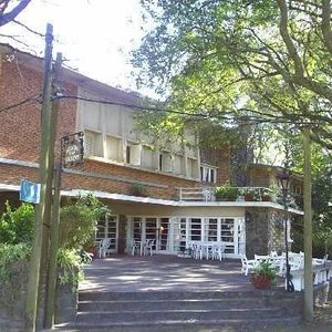 Santa Ana, Colonia - Importante Hosteria