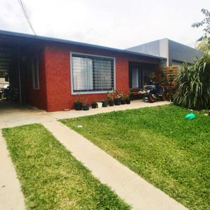Colonia - Venta Casa De 2 Dormitorios Con Patio