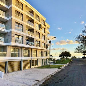 Colonia- Venta Mono-ambiente Frente A Rambla Costanera