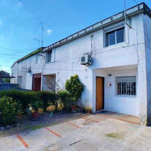 Colonia- Venta Apartamento De 2 Dormitorios En Complejo