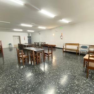 Venta Local De 12 Oficinas Sobre Av. Agraciada En Bella Vista