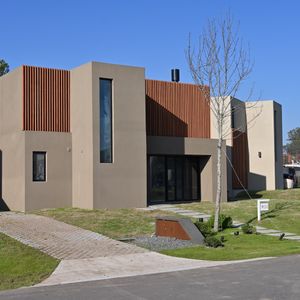 Increíble Casa En Venta En Huertas De La Horneros (t5)
