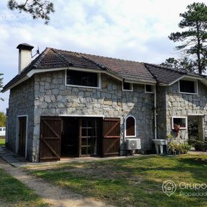 Casa En Venta En Pinares Maldonado Prop2755