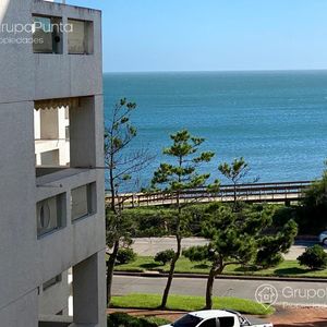Departamento Edificio Almar Con Vista Al Mar A Estrenar, Parada 22 Punta Del Este