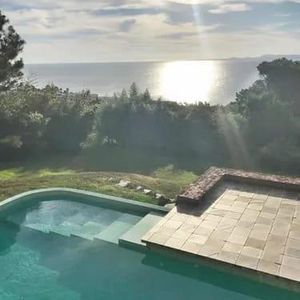 Casa En Venta, Vista Al Mar - Punta Ballena