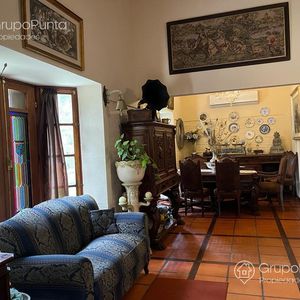 Casa En Venta 4 Dormitorios En Avenida Francia - Playa Mansa