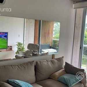Excelente Apartamento En Alquiler Temporal - Punta Del Este