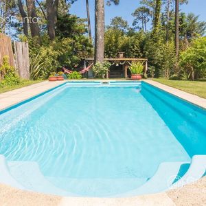 Casa  Con Piscina En Venta En  Pinares -punta Del Este