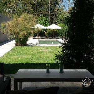 Casa En Alquiler Anual Venta   En Barrio Privado -punta Del Este - La Arbolada - Zona Colegios