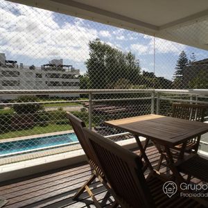 Departamento  Muy Cerca Al Mar, 2 Dormitorios  -playa Brava