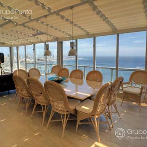 Duplex Penthouse  En Edificio Tequendama De 4 Dormitorios En Suite - Frente Al Mar Playa Mansa - Punta Del Este