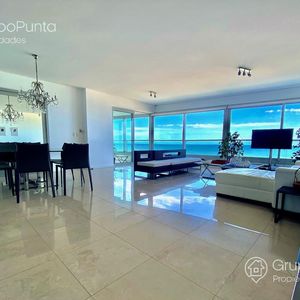 Departamento Frente Al Mar En Venta  4- Playa Brava- Punta Del Este