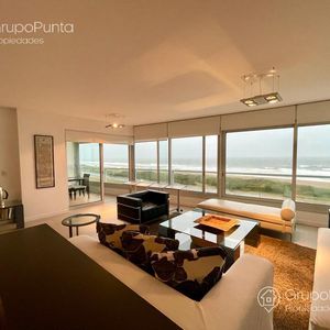 Departamento   Frente Al Mar  - Playa Brava , Le Parc Ref:7587
