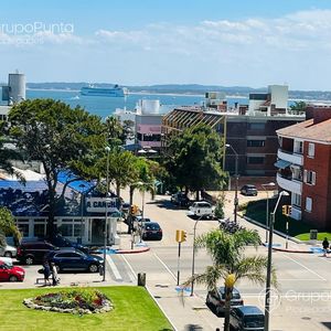 Oportunidad Oficina Con Vista Al Mar  - Península - Punta Del Este