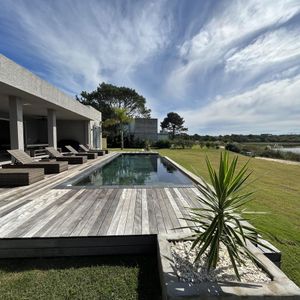 Casa En  Alquiler L8 - Laguna Escondida - Jose Ignacio.