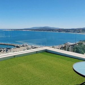 Casa Moderna Con Vista Panorámica Hacia El Puerto De Piriapolis