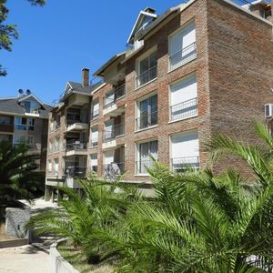 Alquiler Apartamento 3 Dormitorios Con Garaje A Estrenar En Haras Del Lago Lagomar