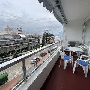 Apartamento En Edificio Peninsula