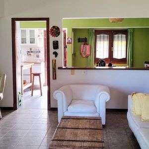 Alquiler Casa Amoblada 3 Dorm. Barbacoa Y Gran Terreno. Salinas