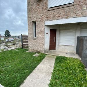 Apartamento En Venta En El General De 2 Dormitorios En Esquina
