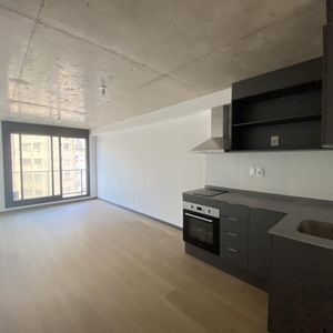 Venta De Apartamento 2 Dormitorios, Piso Alto. Variedad De Amenities