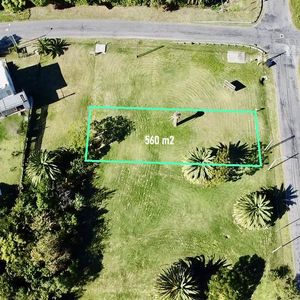 Terreno En Venta A Metros De Rambla Costanera De 560 M2