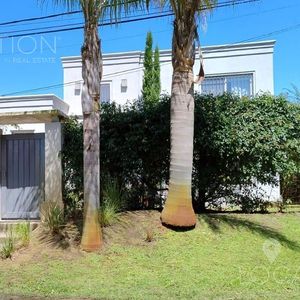 Venta Alquiler Casa 4 Dormitorios Mas Serv Marly Punta Del Este 