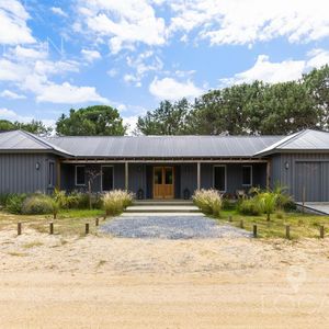 Venta Alquiler Casa 4 Dormitorios Laguna Escondida