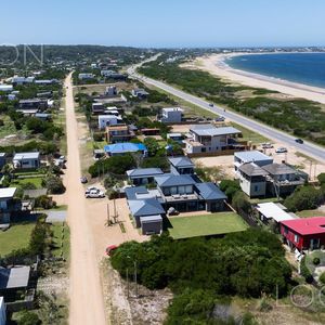 Alquiler Casa  Tres Dormitorios  La Juanita, José Ignacio