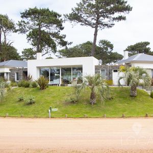 Venta Casa 4 Dormitorios Barrio Cerrado Pinar Del Faro, José Ignacio