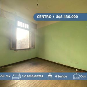 Venta En El Centro De Local Más Dos Apartamentos En Padrón único