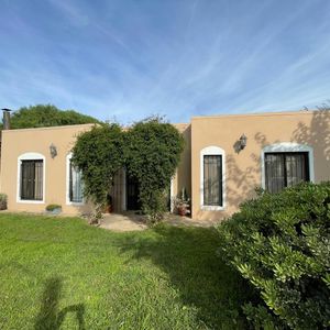 Casa En  Venta - Carmelo - Zona Norte