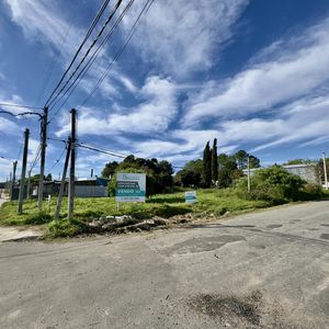 Terreno En Alquiler De 696 M2 En Muy Buena Zona 