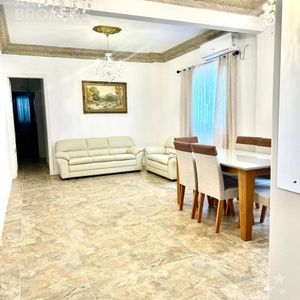 Apartamento En  Venta De 4 Dormitorios En Cordon