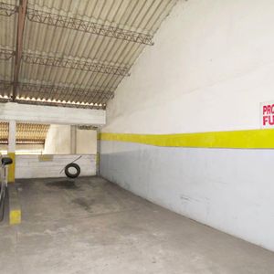 Venta Cochera Excelente Ubicación Colonia Y Yaguarón