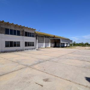 Galpón Industrial En Ciudad Del Plata 