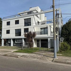 Apartamento 3 Dormitorios En Maldonado
