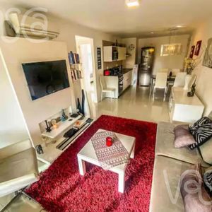 Apartamento De Dos Dormitorios En Punta Del Este