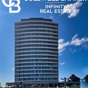 Venta De Apartamento De 3 Dormitorios Y 2 Baños Con Vista Al Lago 