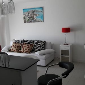 Apto, 2 Dorm, 2 Baños, 2 Cocheras, Edificio Con Servicios - Península