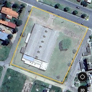 Baltasar Brum Y Artigas, 3500 M2 Construídos, 7000 M2 De Terreno !!