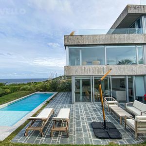 Venta Apartamento, 3 Dormitorios En Punta Ballena