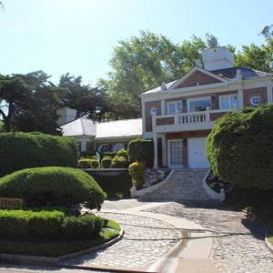 Increíble Casa En Venta De 4 Dormitorios - Beverly Hills