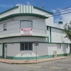 Casa, Céntrica, Buen Estado, Amplia