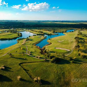 Terreno En Venta De 2800m2 En Carmelo Golf
