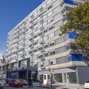 Departamento - Cordón -venta Con Renta-torre Indigo Piso Alto - 2 Dormitorios