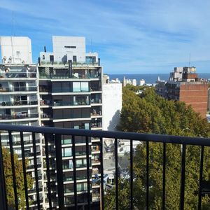 Venta Apartamento 2 Dormitorios Garaje  Para Dos Autos Con Renta