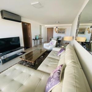 Apto, Con Vista, 3 Dormitorios   Dep Con Parrillero Propio, Amenities - Playa Brava