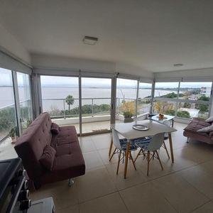 Apartamento En Venta Con Espectacular Vista Panorámica Sobre Rambla Costanera