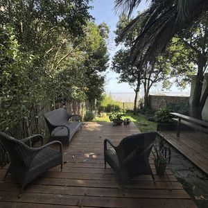 Casa Centrica(colonia) De 3 Dormitorios Con Vista Al Rio